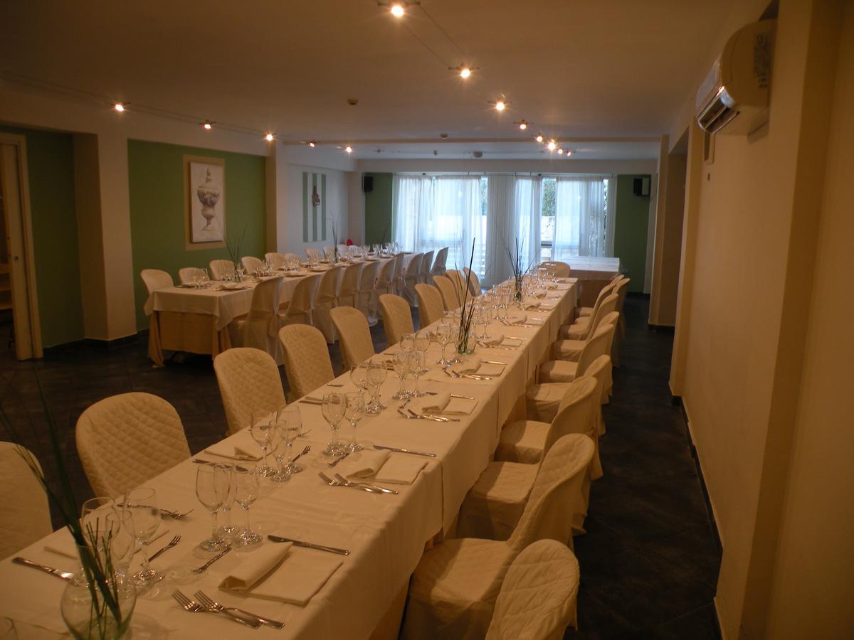 Hotel La Cavalera Augusta Bagian luar foto