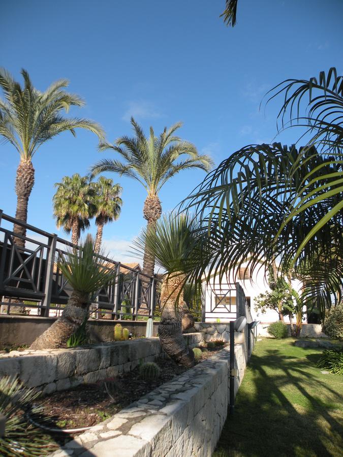 Hotel La Cavalera Augusta Bagian luar foto